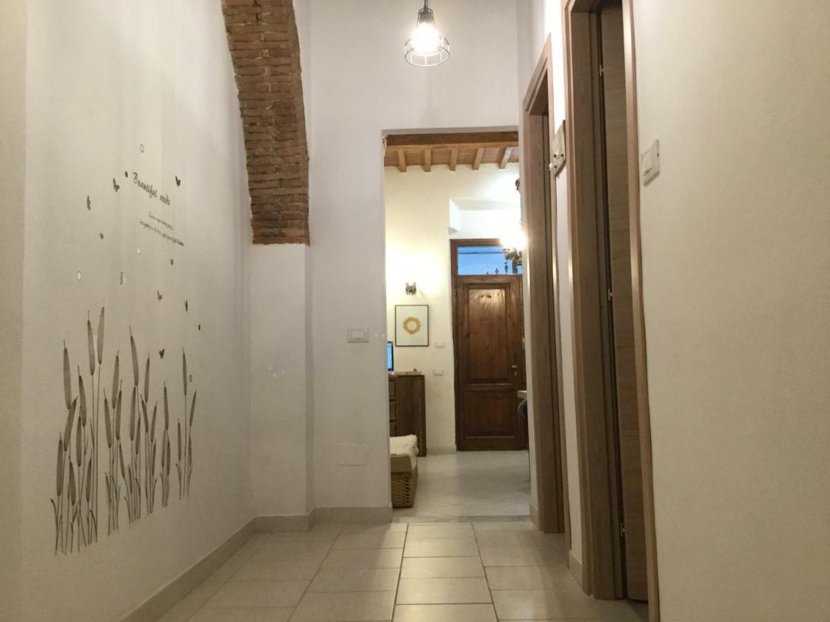 New Maria'S House Livorno. Il Cisternone Apartamento Exterior foto
